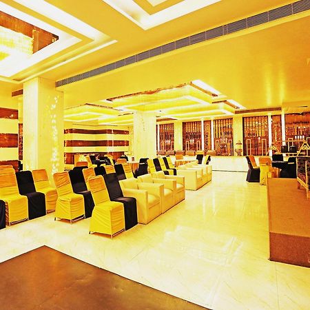 Fabhotel Ronald Inn 파리다바드 외부 사진