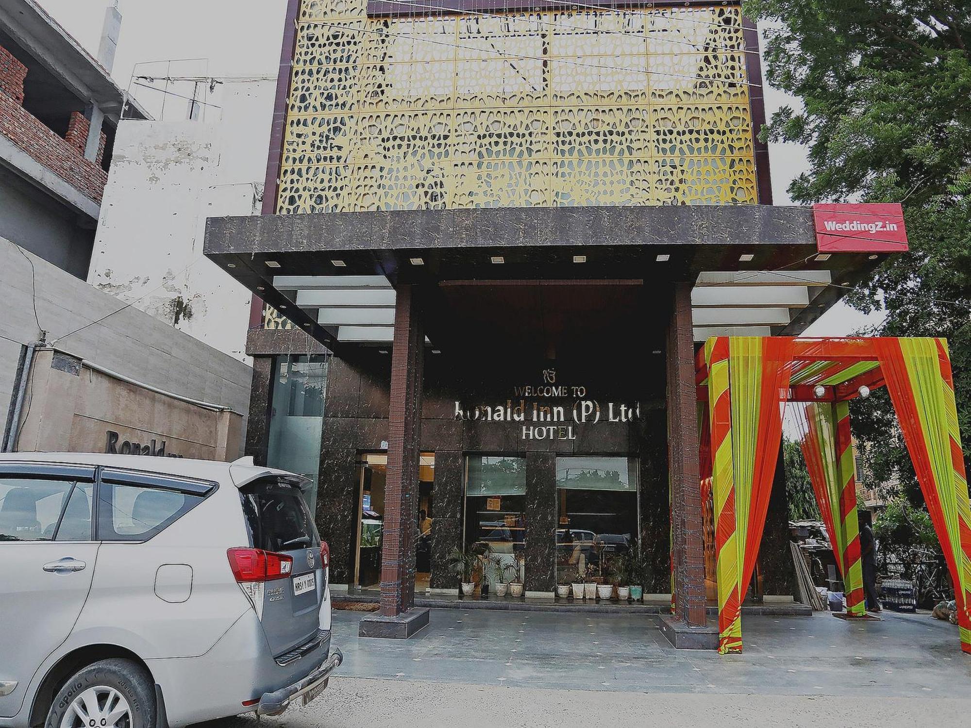 Fabhotel Ronald Inn 파리다바드 외부 사진