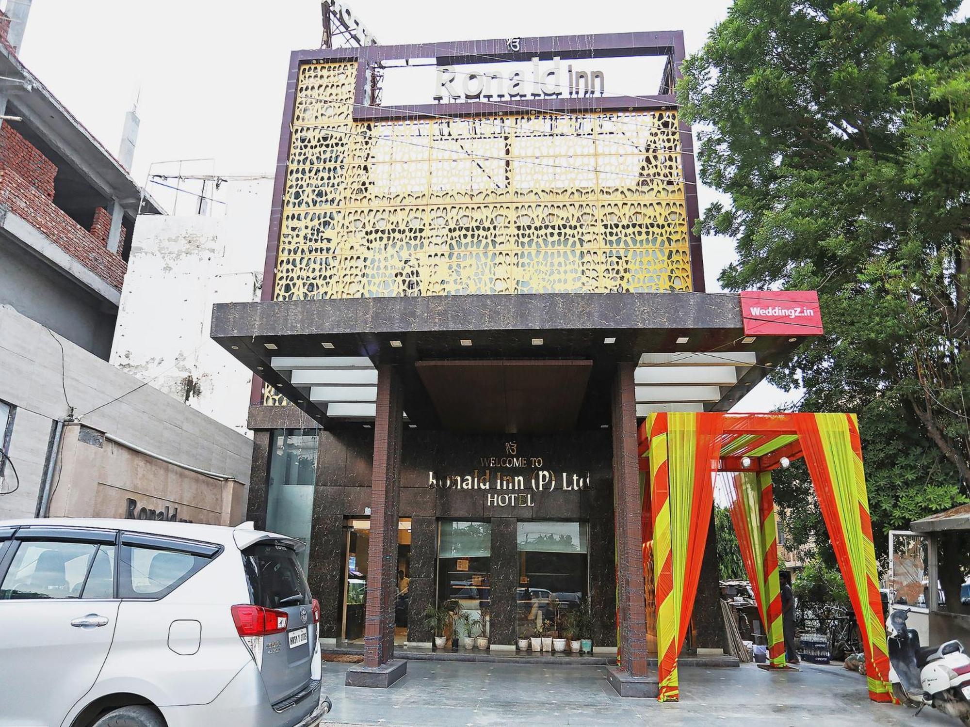 Fabhotel Ronald Inn 파리다바드 외부 사진